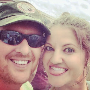 Meet your Posher, Hallie